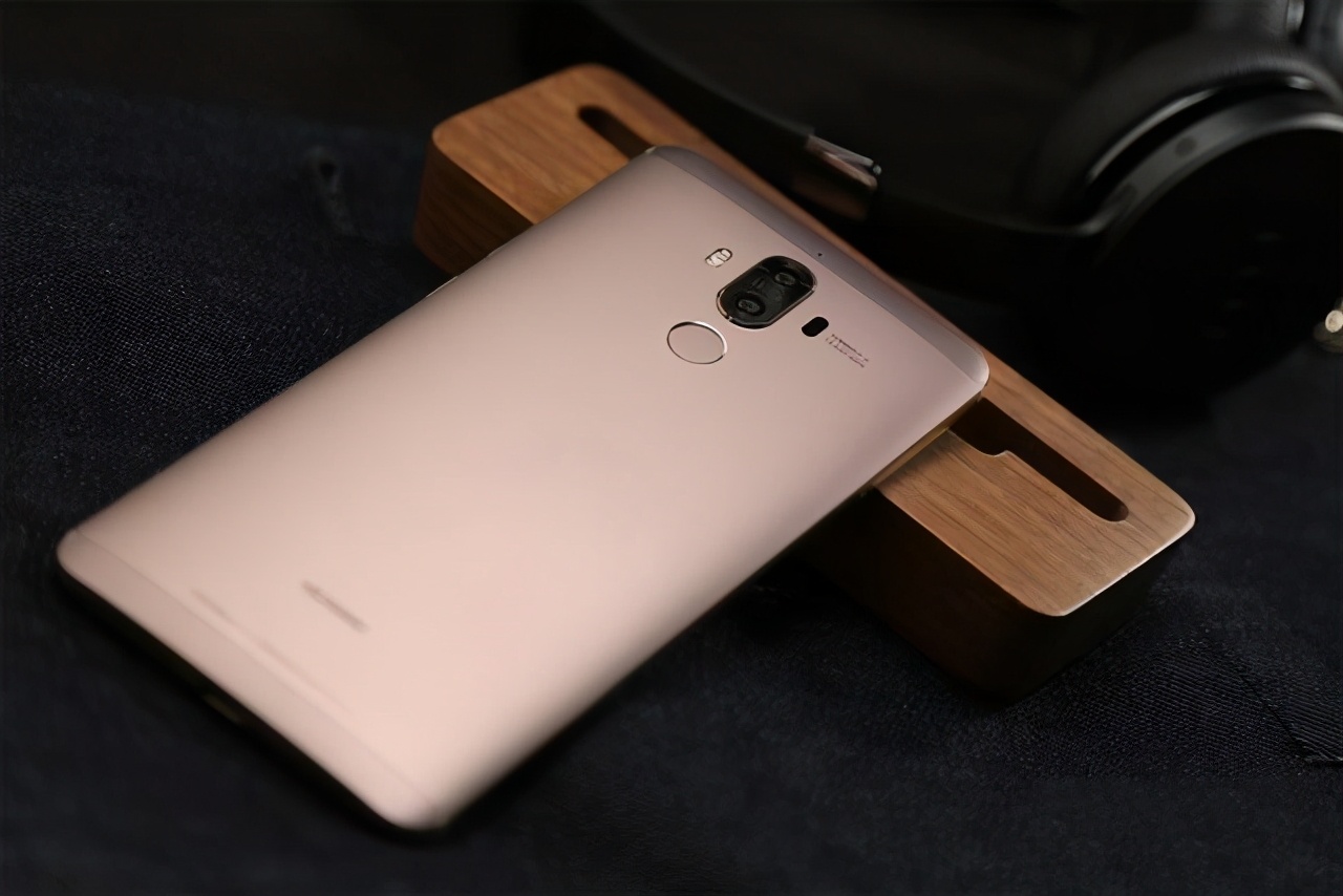 用了5年的mate9换屏幕,用了几年的华为mate9怎样更流畅