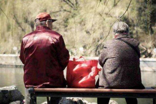 丁克中年变化,国外丁克晚年会很惨吗