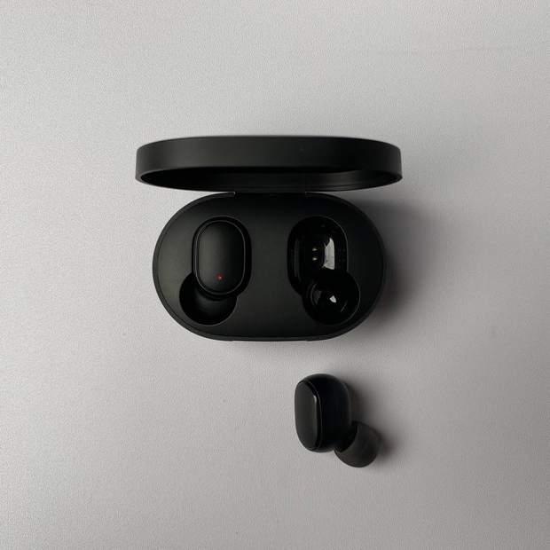 RedmiAirDots体验：99.9元就能买的无线耳机，使用是否给力？