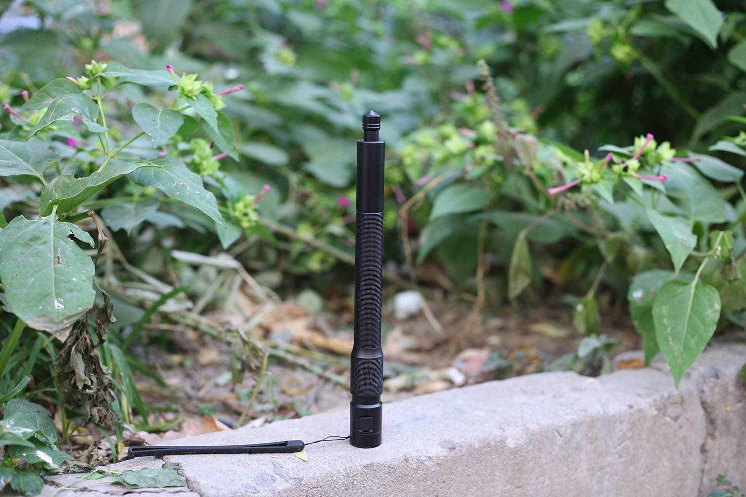 纳拓雷电电弧防身手电价格,纳拓雷电安全求生棒使用教程