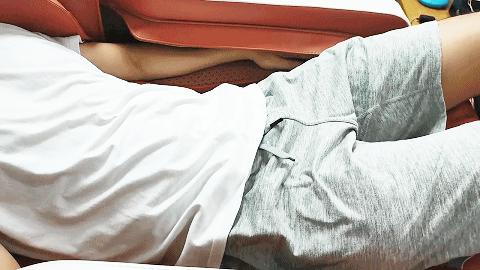 荣泰s60和奥佳华og7505按摩椅哪个好,奥佳华按摩椅og7808测评