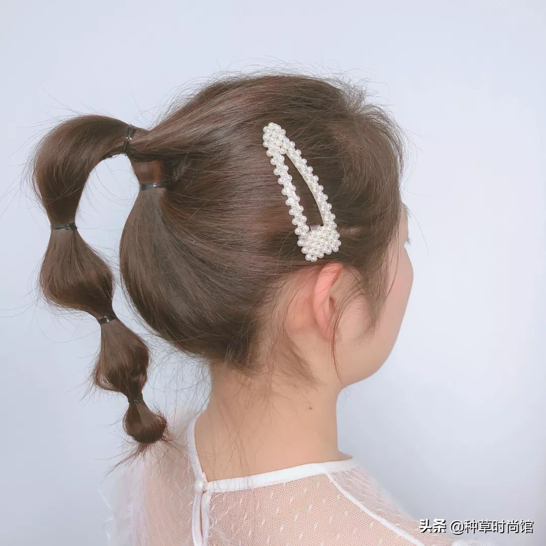 花瓣丸子头学生党蓬松,古风丸子头前额花瓣头饰