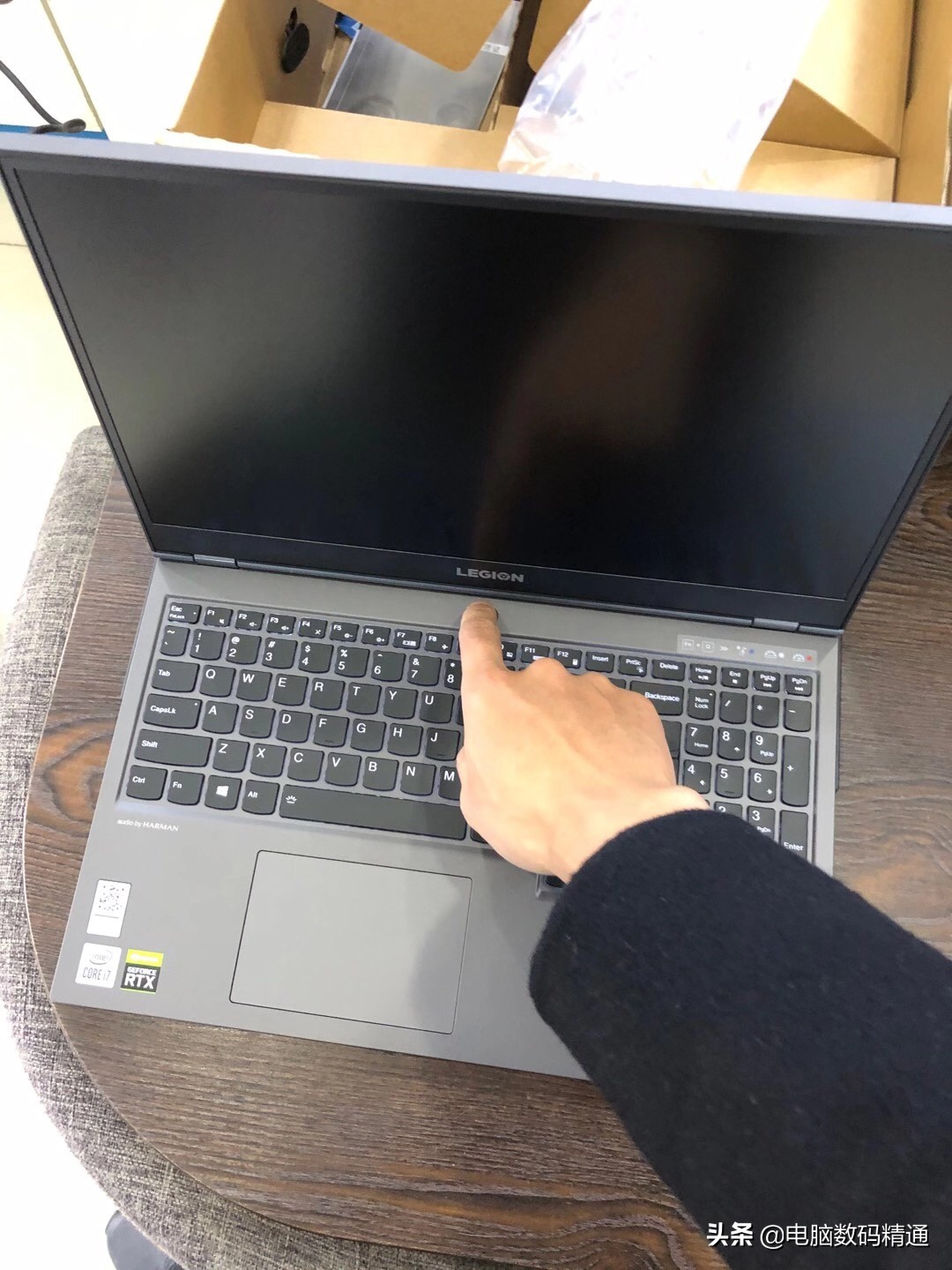 无良电脑维修价格表,电脑出现毛病去电脑店维修多少钱