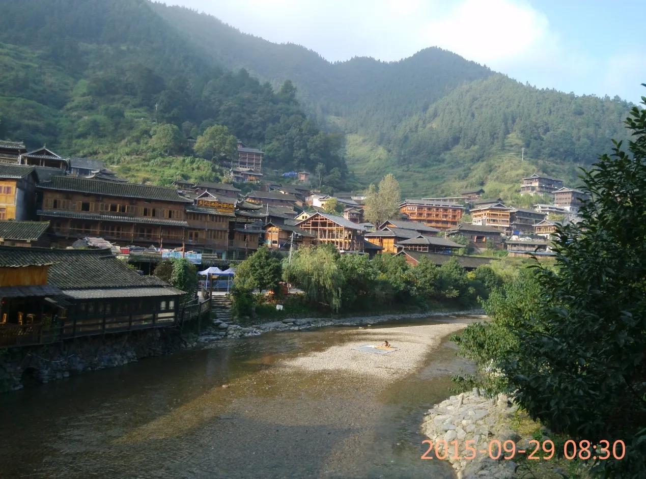 黄果树荔波小七孔苗寨镇远两日游,千户苗寨梵净山黄果树三日游