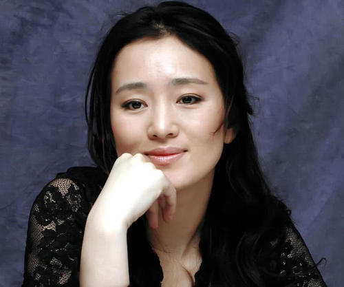 「客观评价」国际巨星巩俐，为何嫁给3婚3离的让•米歇尔•雅尔