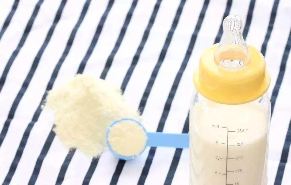 喝奶粉奶瓶泡泡多是怎么回事,婴儿吃奶粉奶瓶全是小泡泡