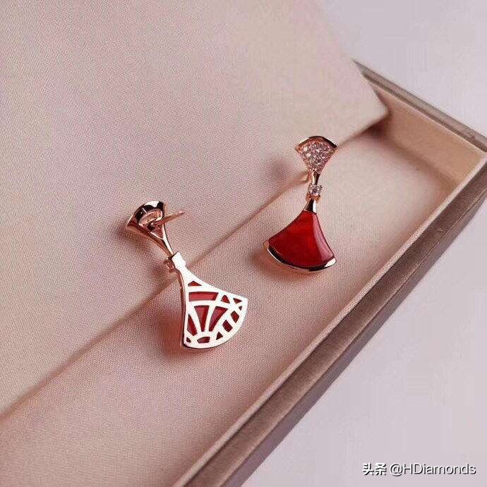 鍥介檯鏃跺皻鐝犲疂鍝佺墝,鍥介檯鐝犲疂涓浗鍝佺墝