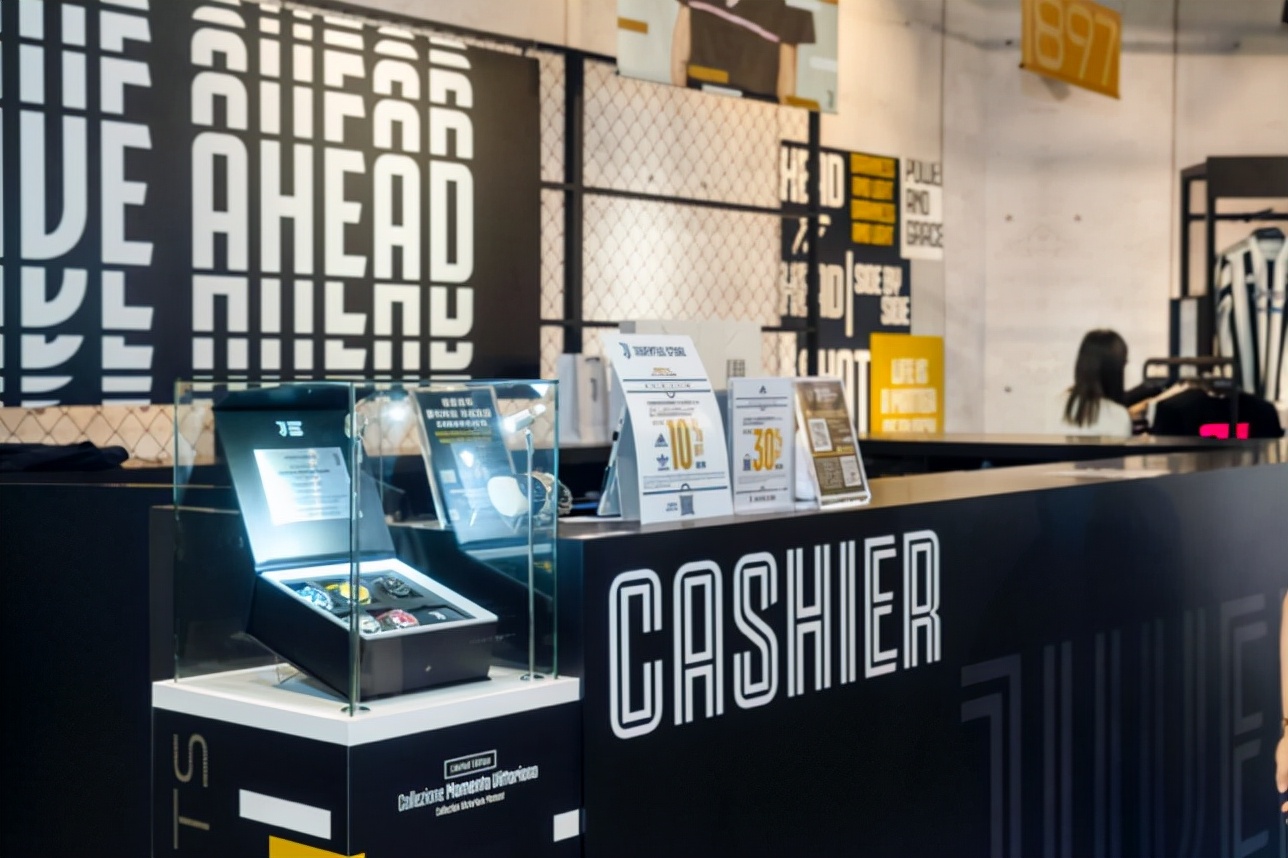 全球限量1897套尤文图斯首推“胜利时刻”珍藏腕表系列