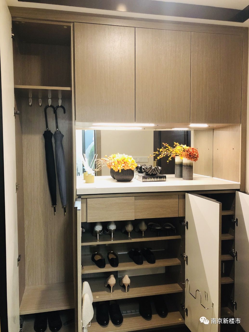 南京首付68w地铁口别墅,南京岔路口180万精装三房