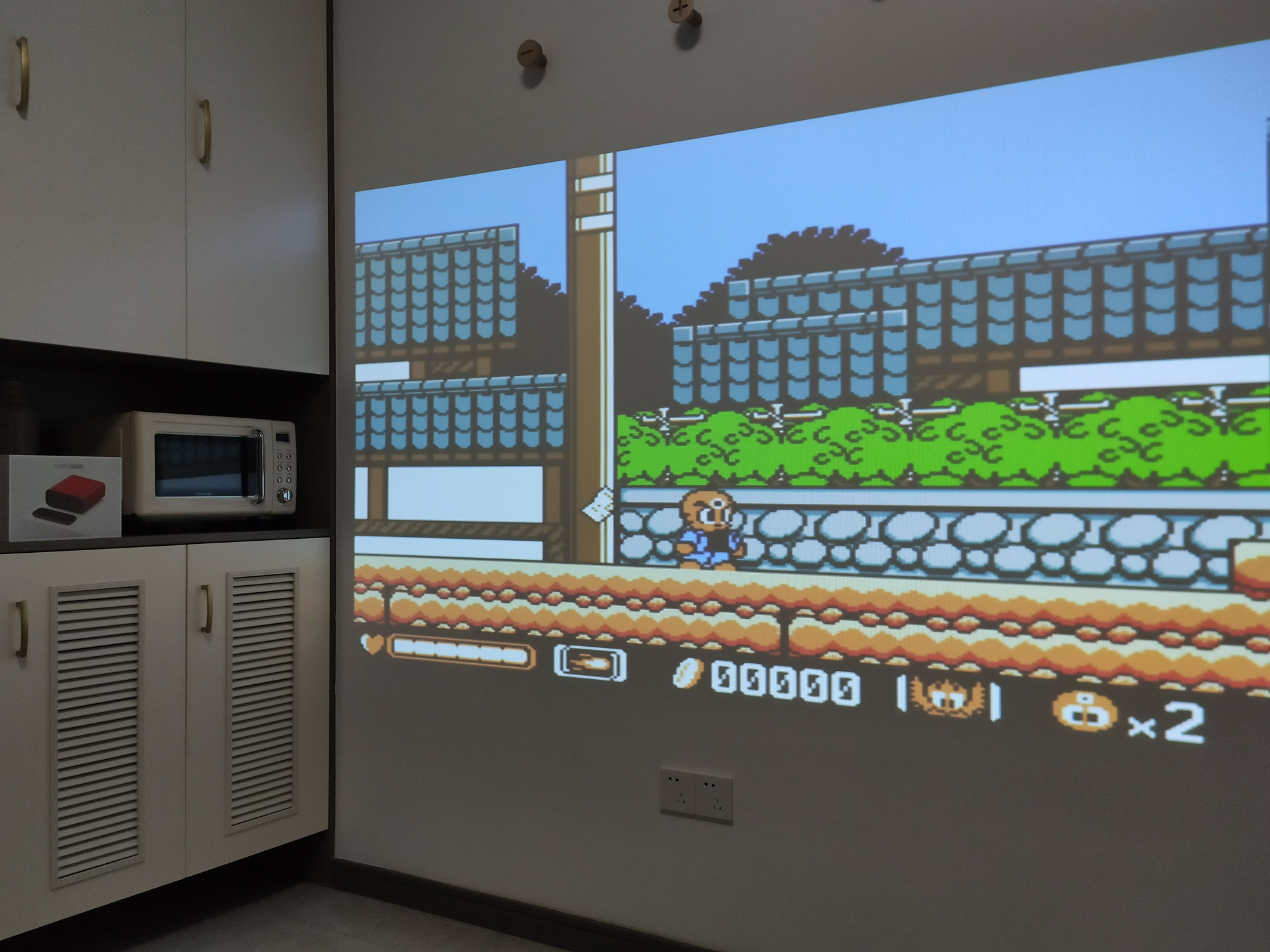 投影仪小巧可以投天花板,投影仪可以做到很小吗