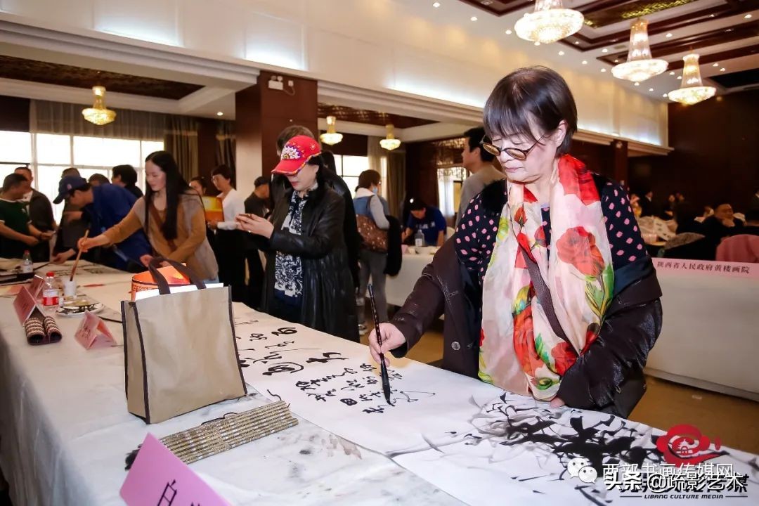 “全民助力十四运”千米书画长卷创作活动新闻发布会在西安举行