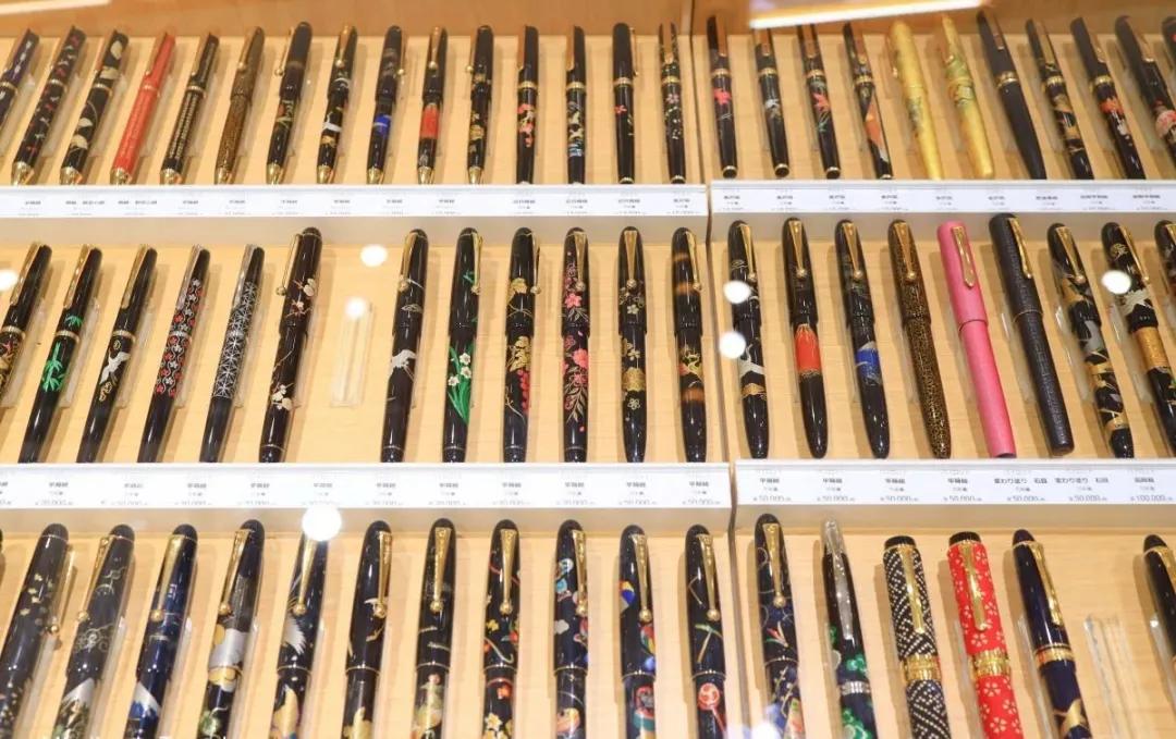 文具爱好者天堂，收纳狂魔聚集地，日本人打造的12层文具圣地