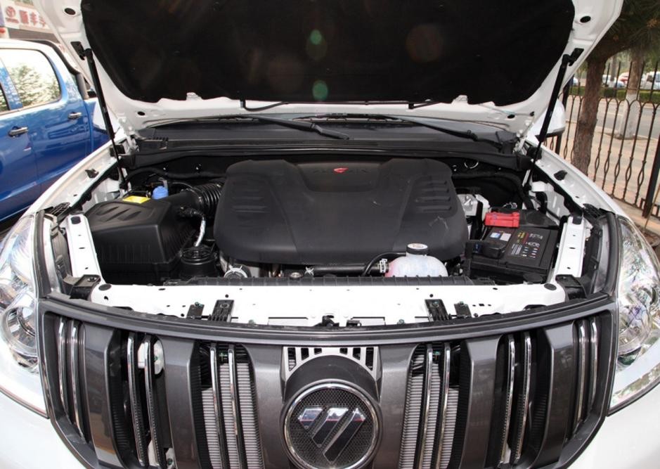 福田萨普征服者2.8t柴油皮卡,福田征服者3皮卡柴油版四驱报价