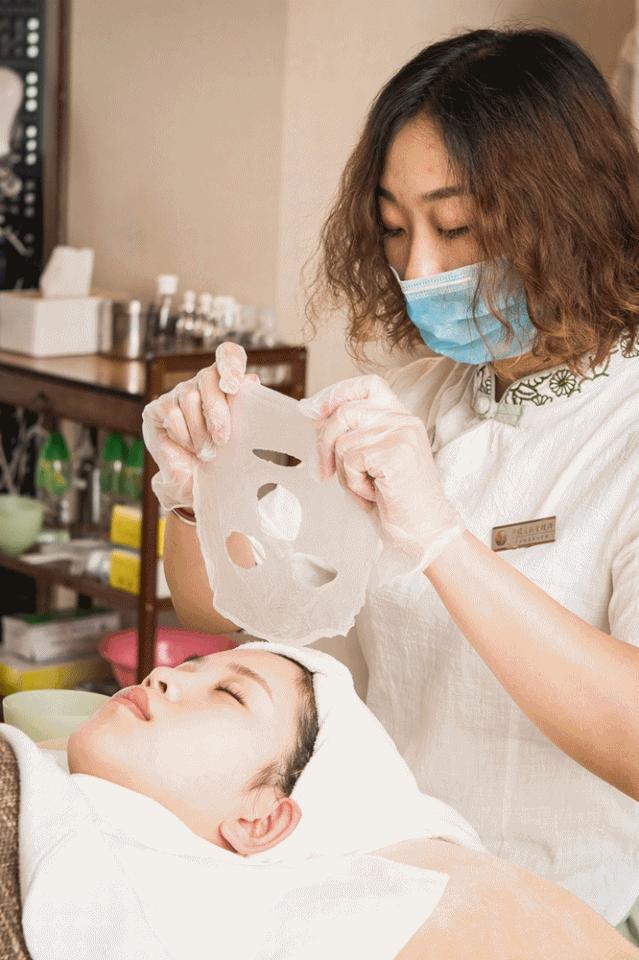 火爆欧洲、迪拜的“漂浮舱”来天津了！躺45分钟等于睡眠8小时