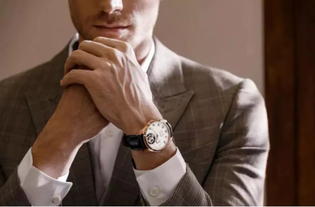 浪琴名匠适合月薪多少,戴浪琴名匠月收入