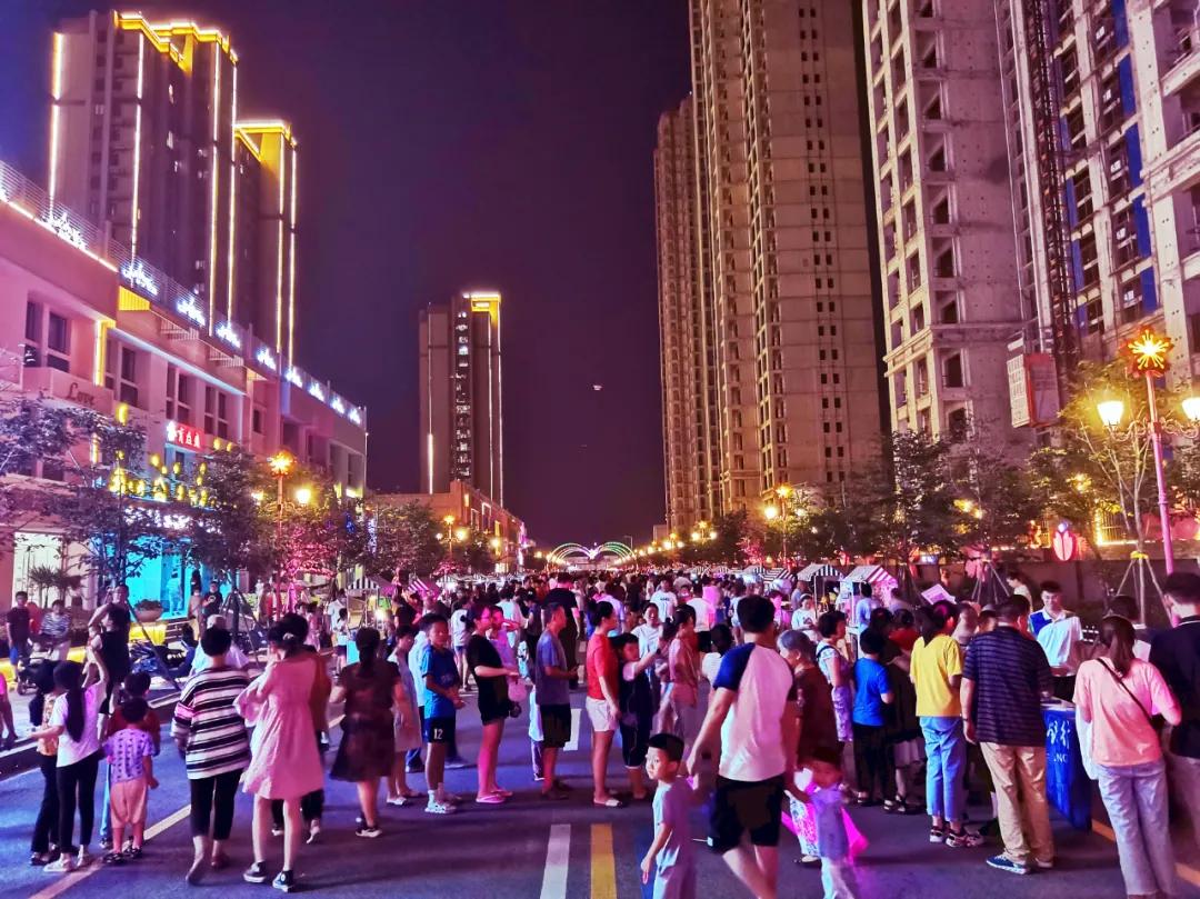 消费红包、惊喜礼品等你拿！今晚七点相约花语路，精彩预告看这里