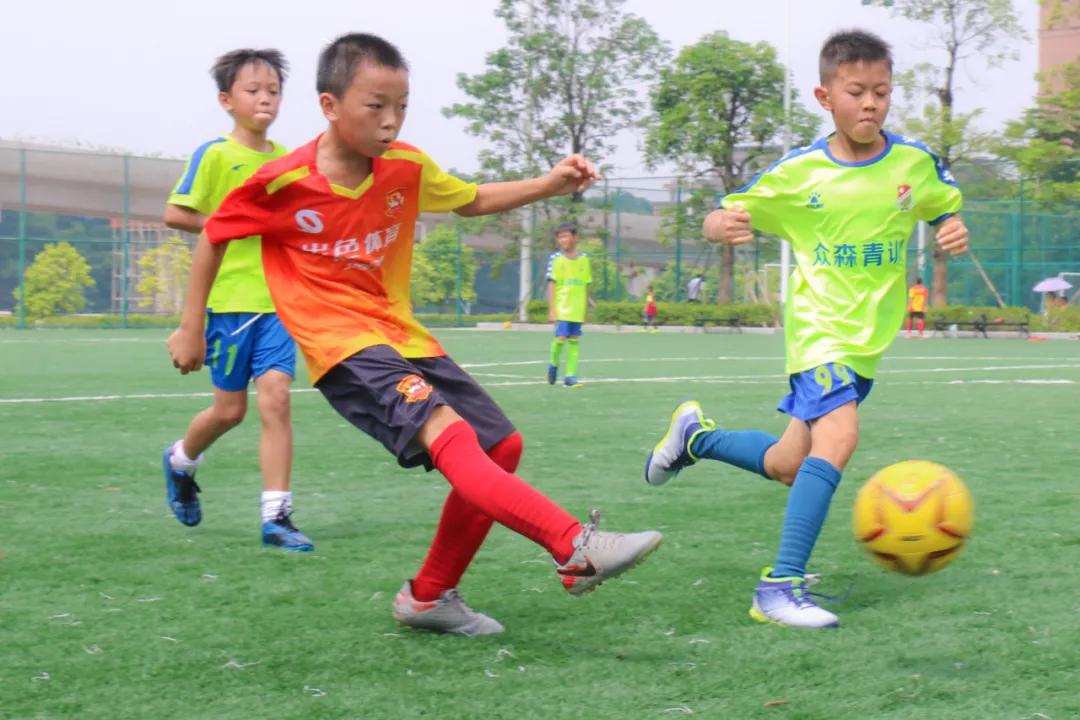 当中山、日本足球青训“激情相遇”，你更支持谁？