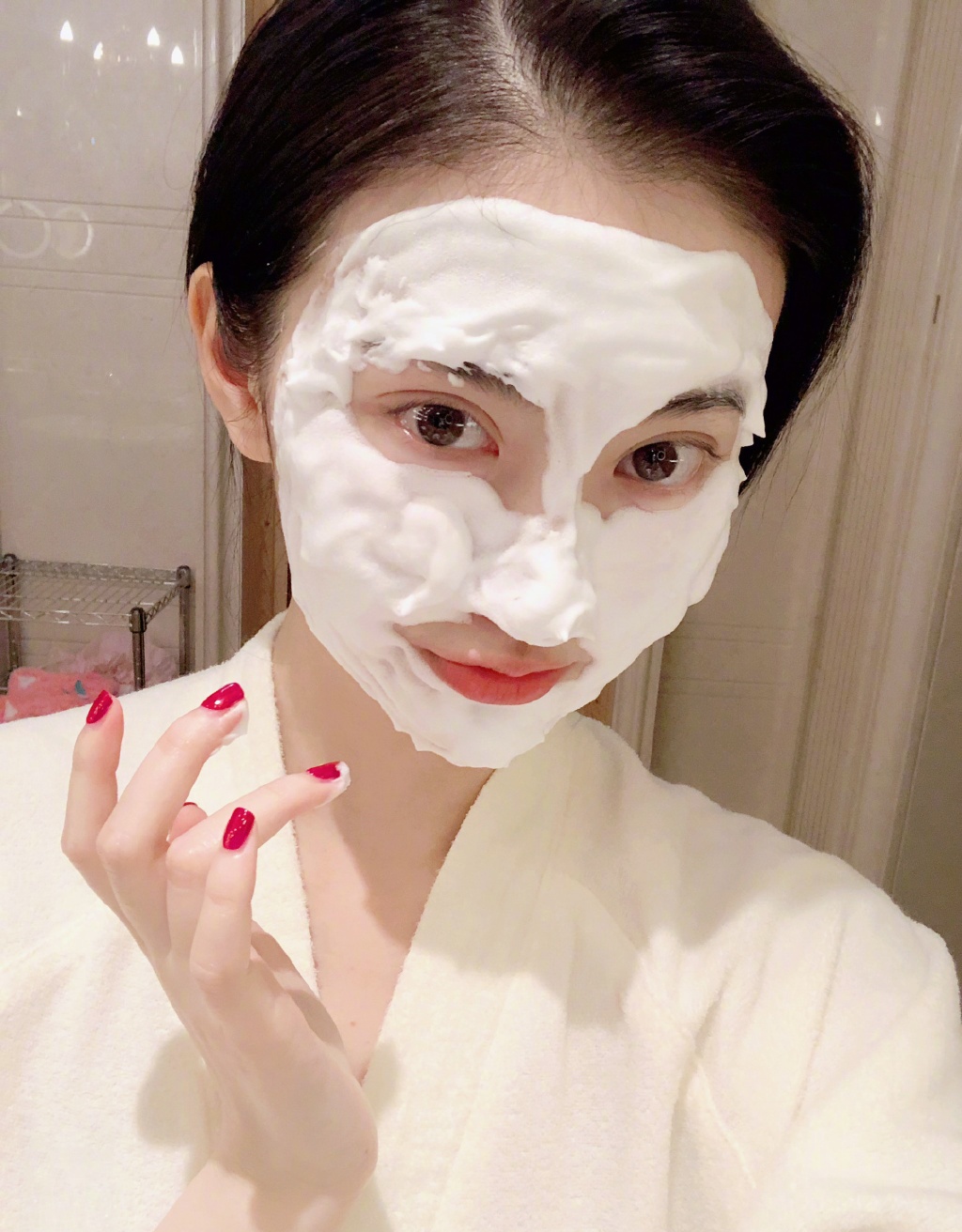 养肤底妆轻薄透气,底妆怎么画干净又清透