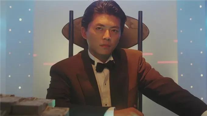 李连杰的醉拳与成龙醉拳谁是正宗,螳螂拳李连杰vs成龙醉拳大电影