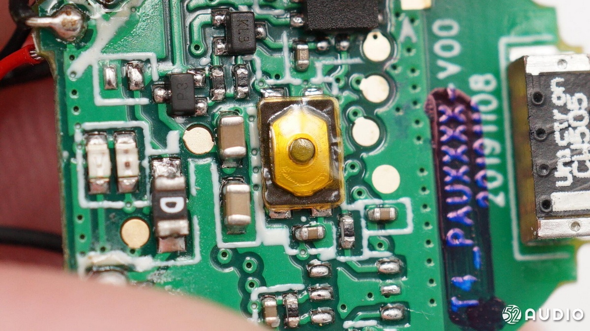 qcyt4钃濈墮鑰虫満鎷嗚В,qcy钃濈墮鑰虫満t13娴嬭瘎鎷嗚В