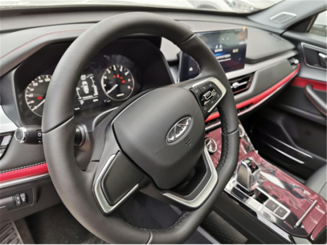 试驾全新瑞虎7PLUS冠军版,抢先试驾新款瑞虎7超能版