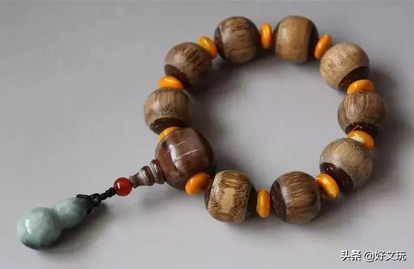 受欢迎的10大文玩手串,十大最顶级的文玩手串图片