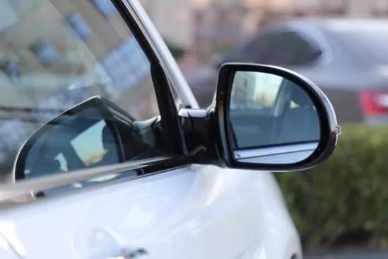 哈弗h62018运动版1.5t驾驶感受,哈弗h6国潮版1.5t冠军版静态体验