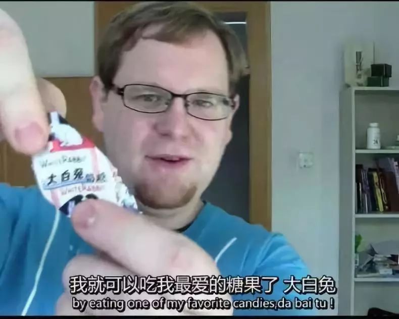 老外们从来未见过世面的样子,最新外国人没见过世面的样子