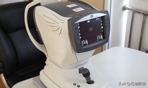 创业加盟眼镜店好不好学,加盟眼镜店有哪些好项目