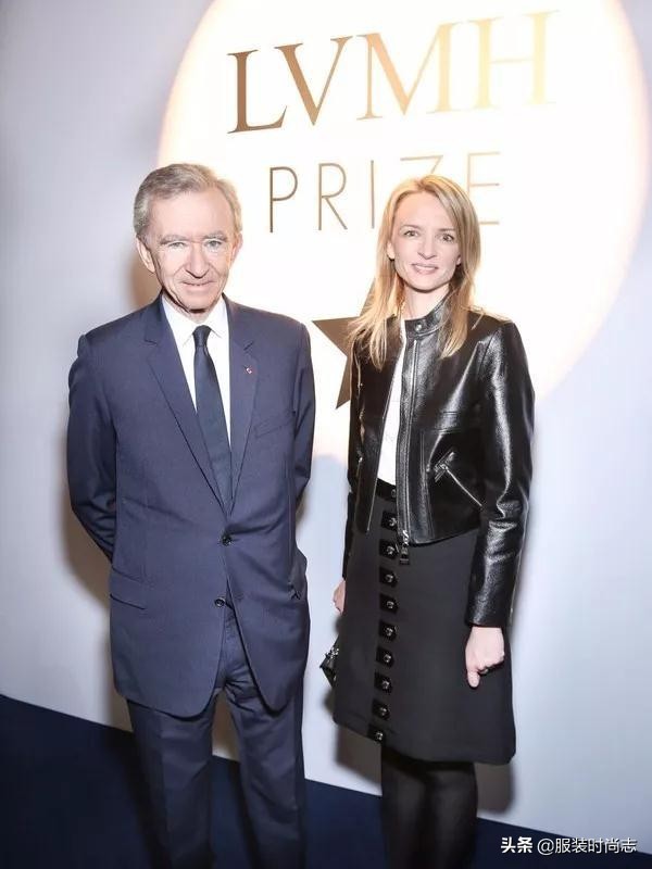 鍏ㄧ悆鏃跺皻闆嗗洟姣忔湀閮芥湁鍏綅ceo (涓栫晫鏃跺皻闆嗗洟鏈夊灏戜釜ceo)