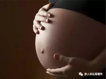 胎儿头位和右位的区别,胎儿头位和头位低的区别