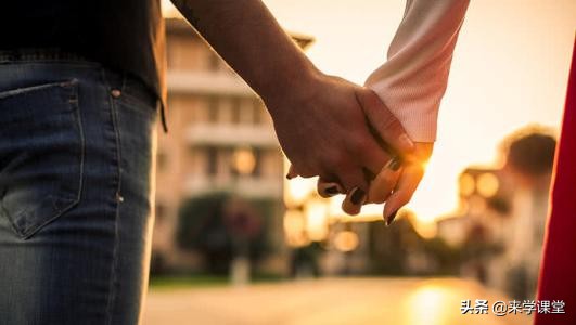 分手后起诉女友返还礼物,送男友40万礼物分手后起诉讨回