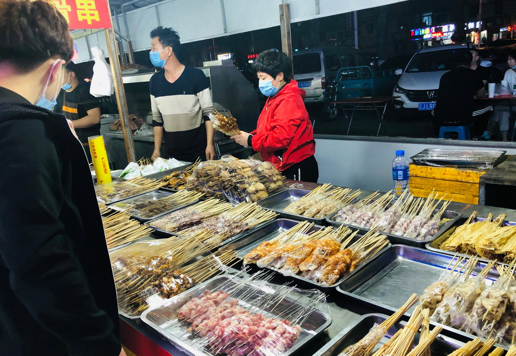 阜新夜市鱿鱼,阜新锅包肉夜市