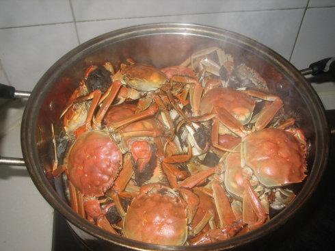 活螃蟹放冰箱第二天怎么吃,吃不完的螃蟹应怎样保存比较新鲜