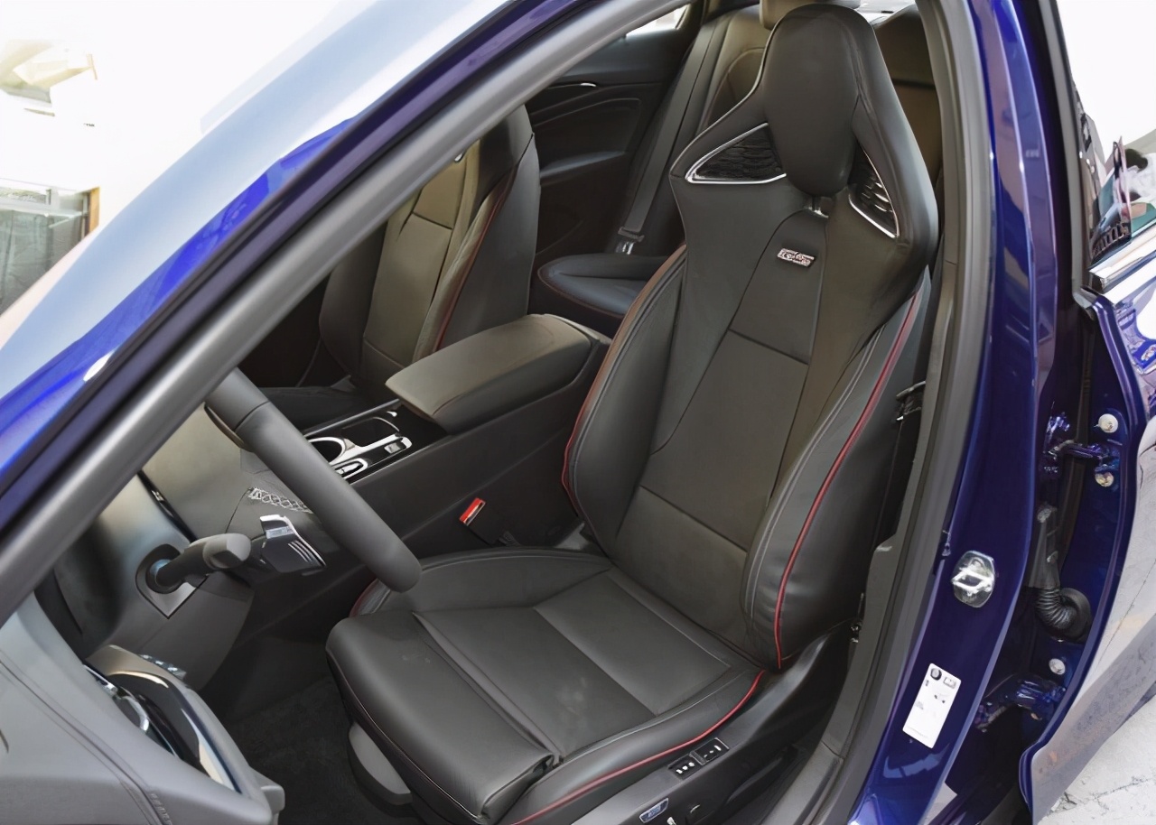 别克君威2.0t降价到14万3落地了吗,别克君威1.5t可以入手吗