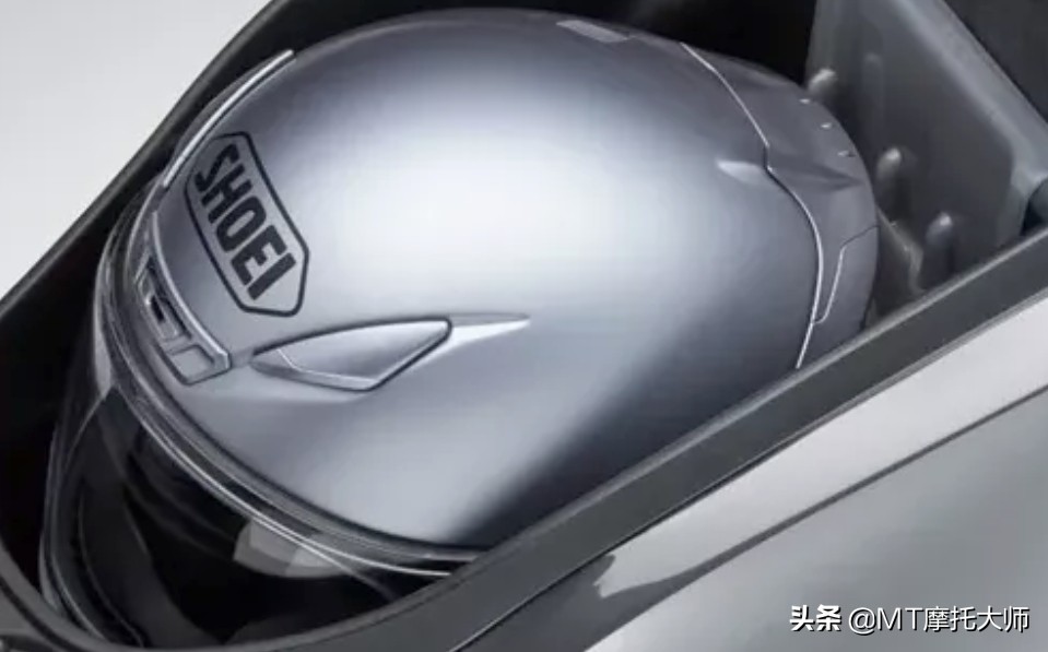 1L油跑80km！本田新车TACT50：水冷散热，座下能放头盔，25号上市