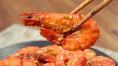 不管活虾还是冻虾，都别直接下锅！牢记这3点保证虾肉香嫩无腥味