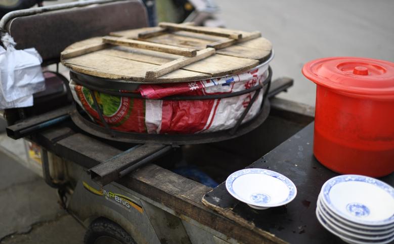 许昌最出名的热豆腐,70岁老爷爷卖豆腐