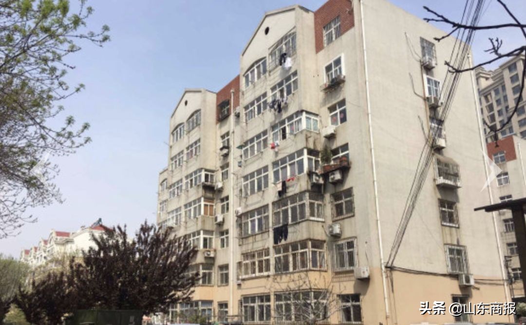 青岛一女子遭遇入室强奸！当时陌生男子来敲门，称要抄天然气表，谁知是*兽禽**