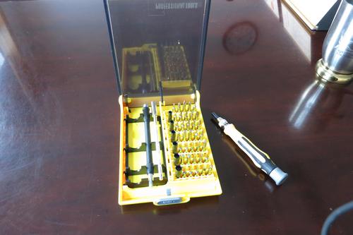 腾龙17-502.8（A16）镜头变焦环故障维修