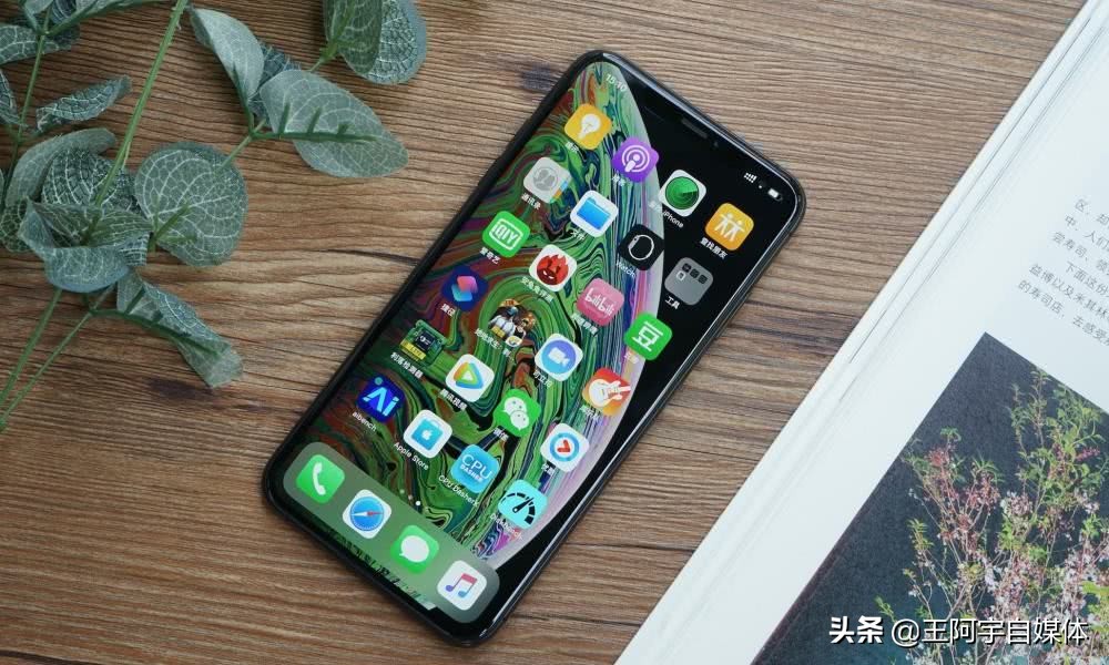 苹果xsmax和小米10s哪个音质好,华为freebuds4和苹果airpods音质