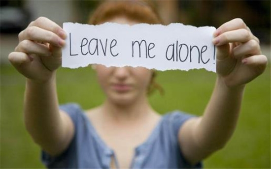 13岁孩子与母亲争吵后跳楼，父母请学会科学跟孩子“吵架”