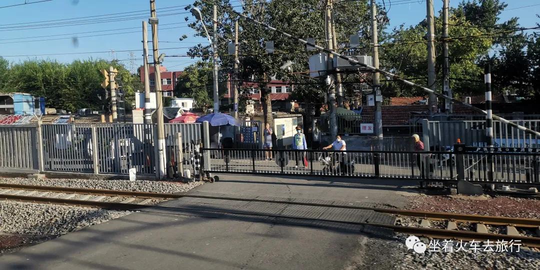 京通号乘车,坐北京地铁上班