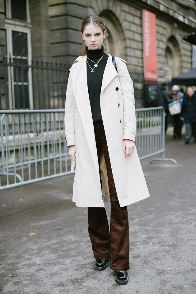 显瘦灯芯绒裤子小个子,百搭灯芯绒微喇裤