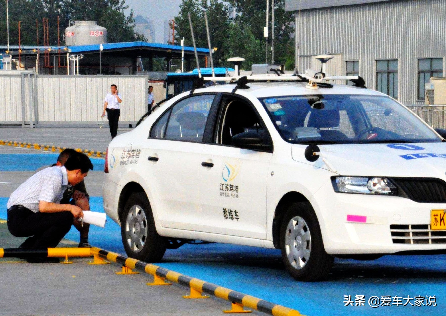 人考c1照还是先考c2照,考c2照需要什么条件