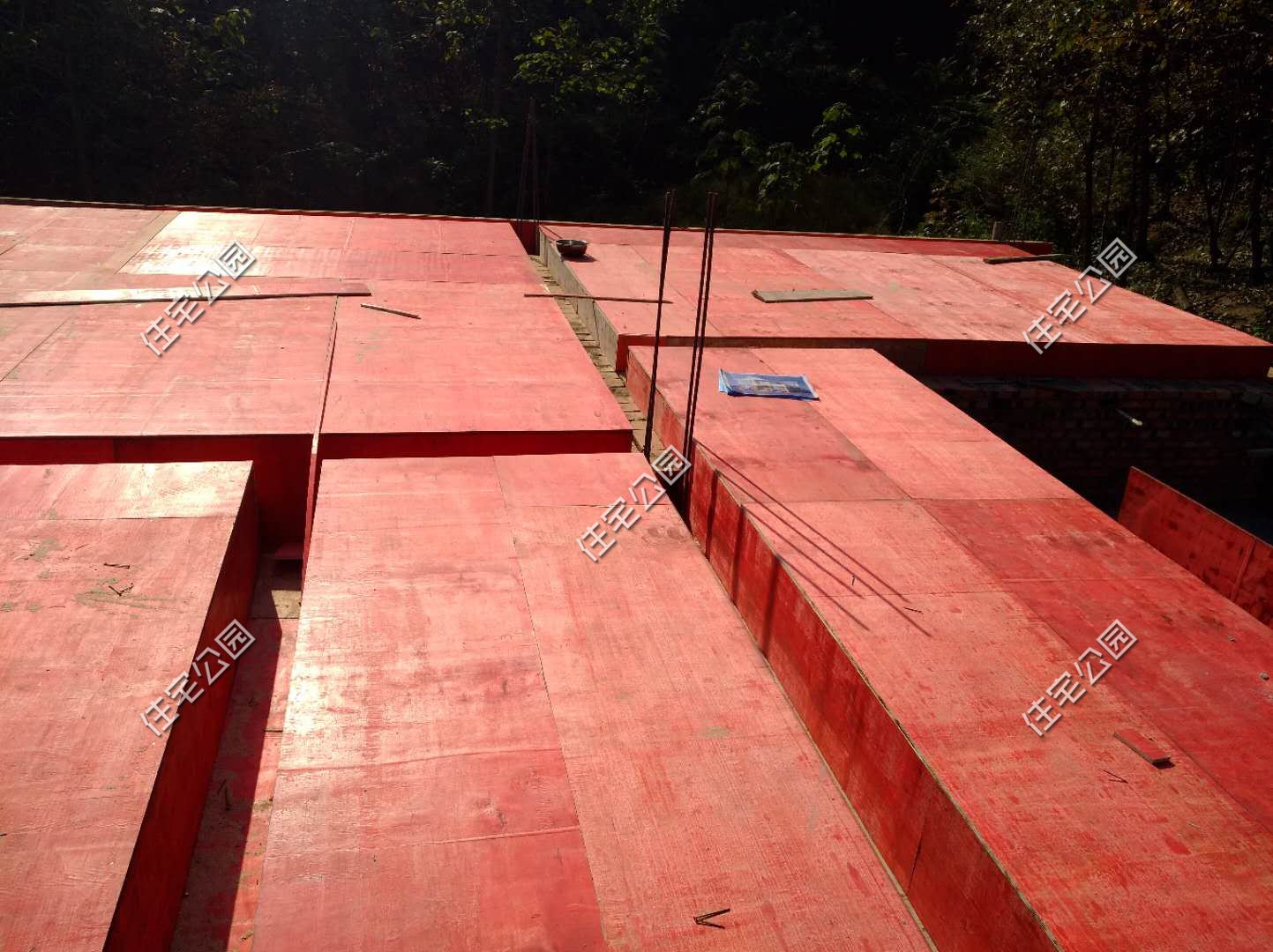 农村小伙打拼20年回乡建房,农村小伙打工10年花30万建的房子