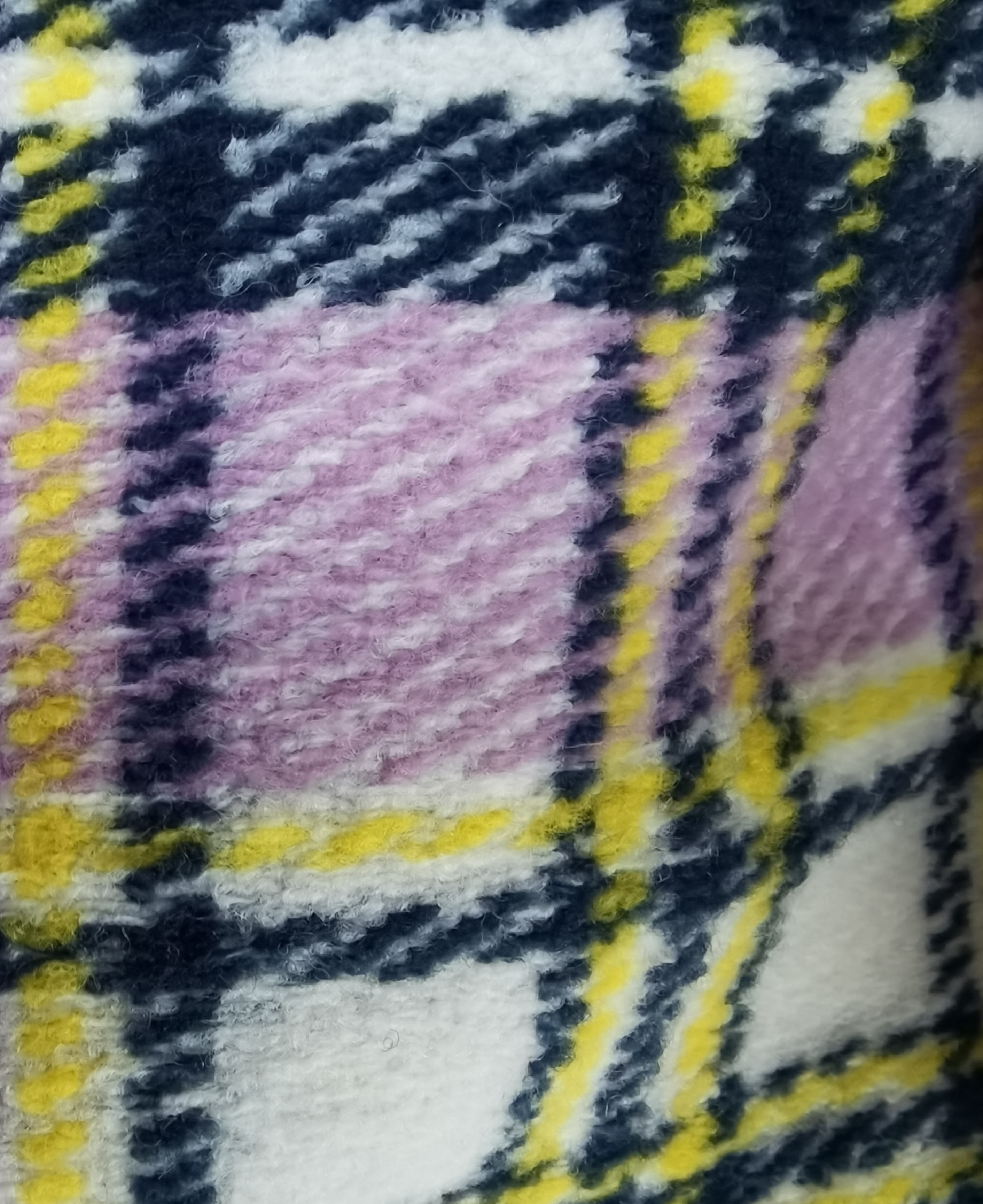 毛织物品种及特点,精纺粗纺毛织物的区别