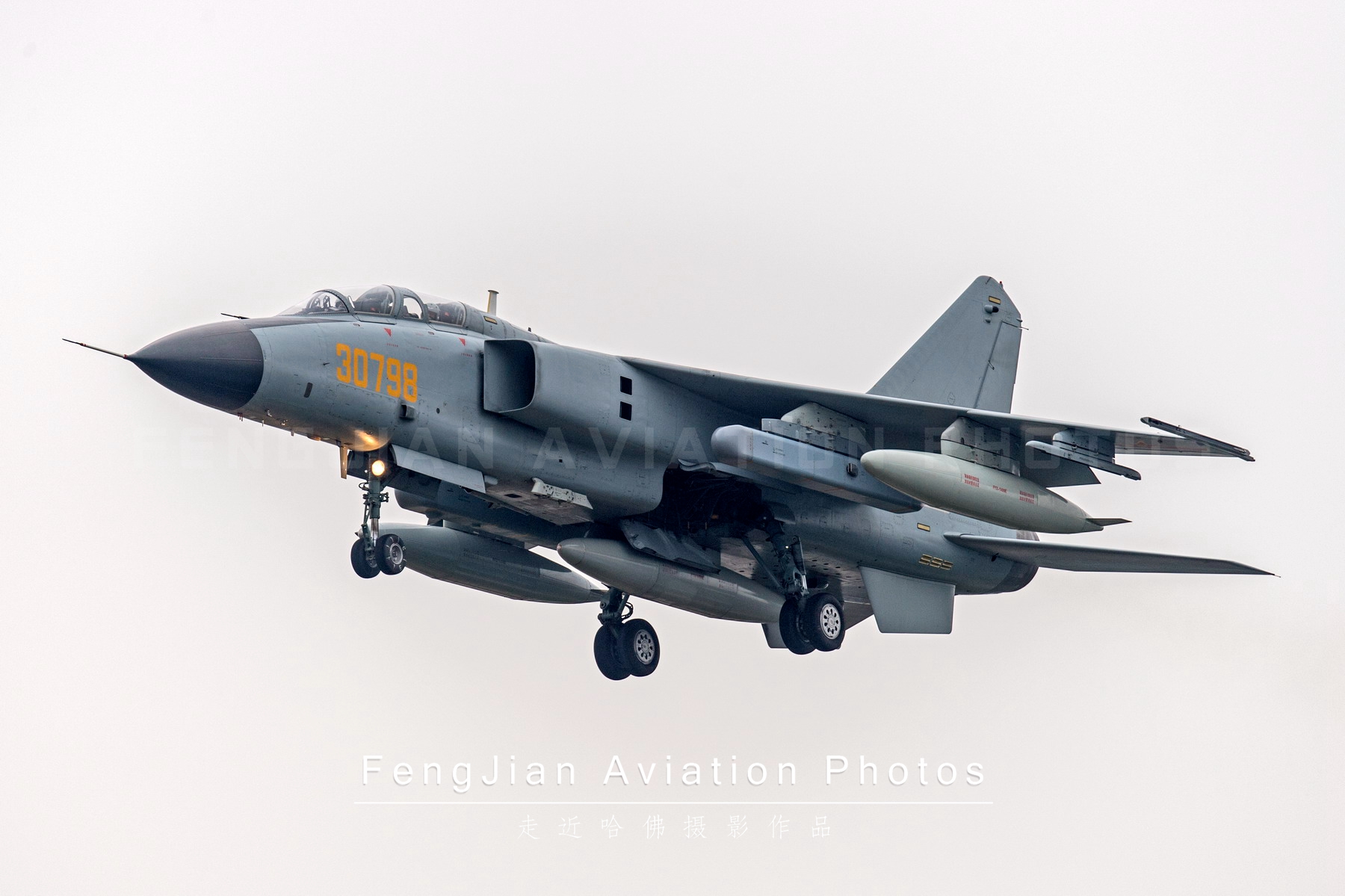 俄罗斯战机苏24,苏24和飞豹战斗机哪个厉害