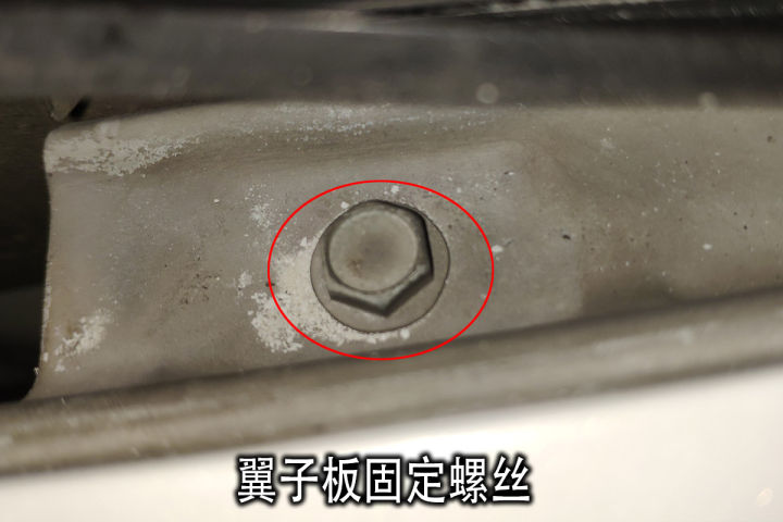 英菲尼迪fx35最容易哪里进水,英菲尼迪fx35天窗漏水底板全是水