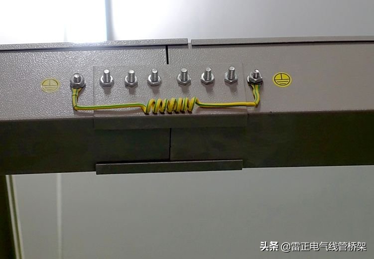 桥架母线基础知识,110kv户外母线桥架安装教程视频